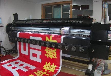 郑州喷绘广告分辨率是多少？
